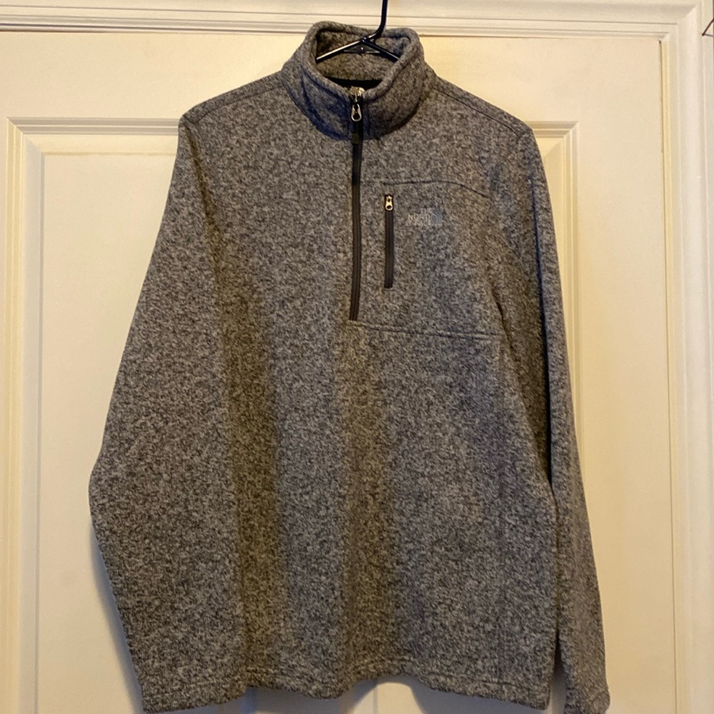 North Face 1/4 zip fleece - men's Medium
Heather Grey